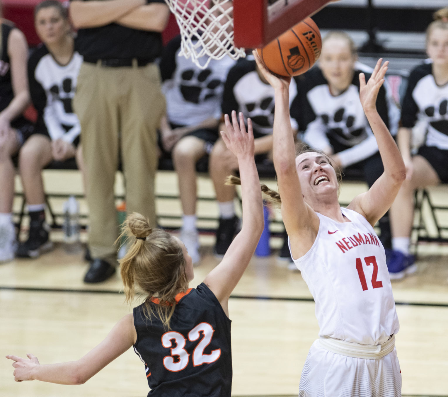 Bishop Neumann vs. North Bend, 2.28